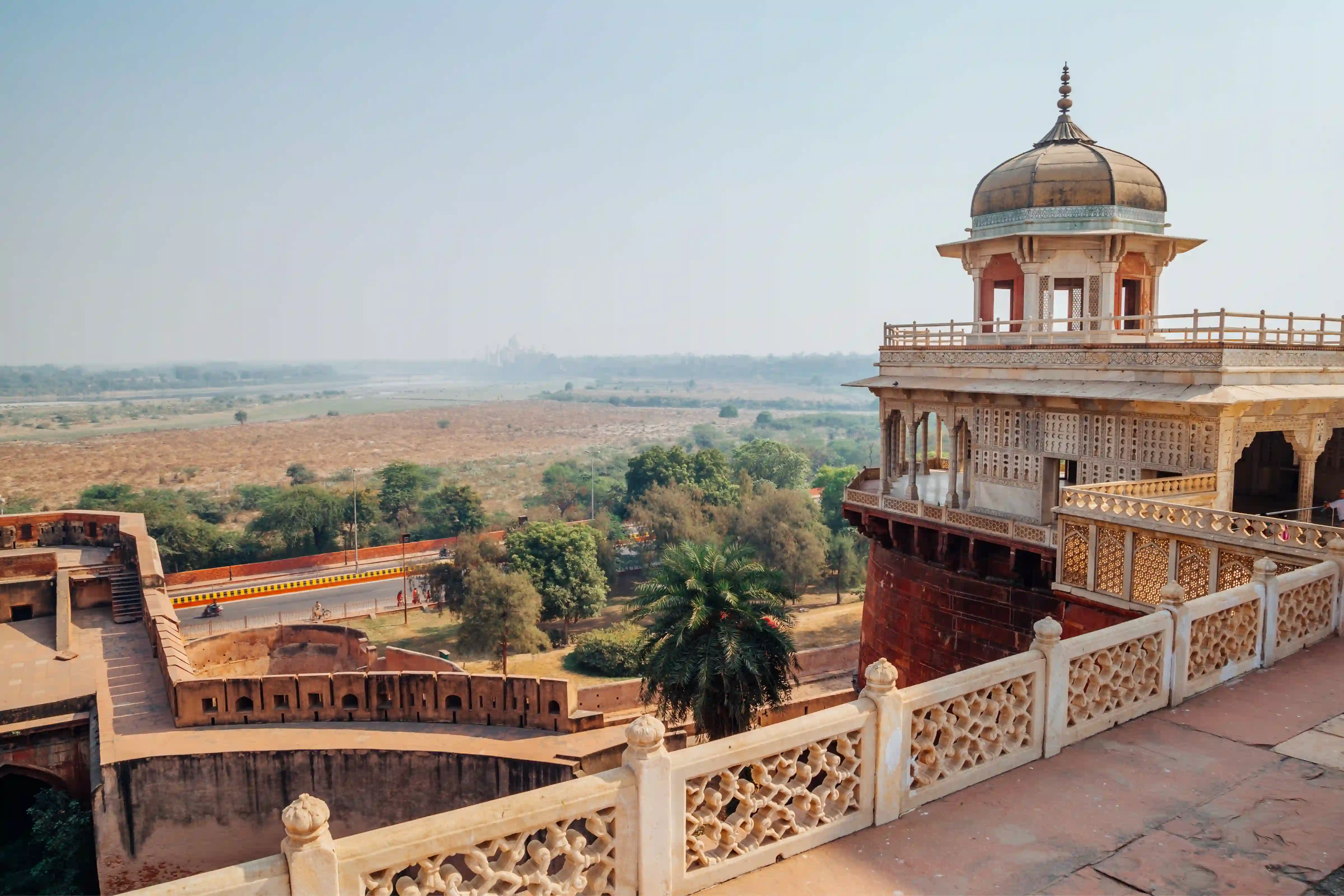 Taj Mahal Sunrise tour from Delhi by Car