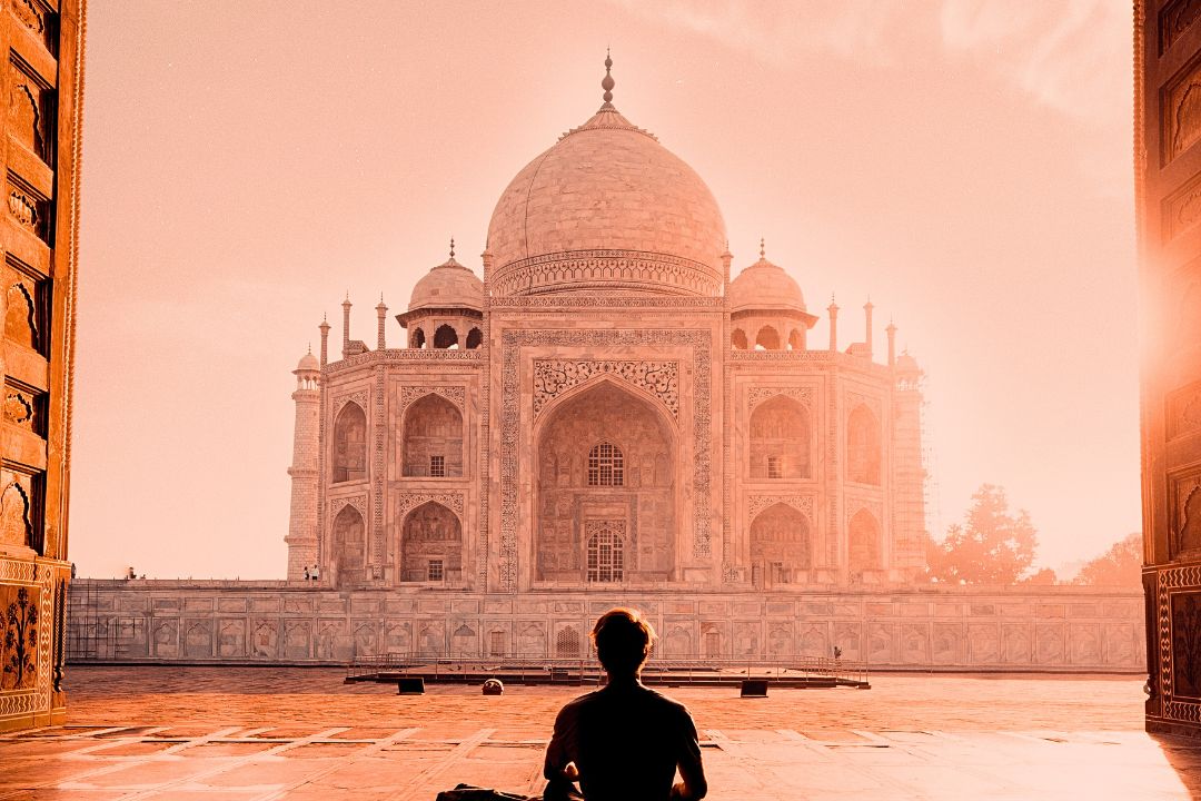 Taj Mahal Sunrise tour from Delhi by Car